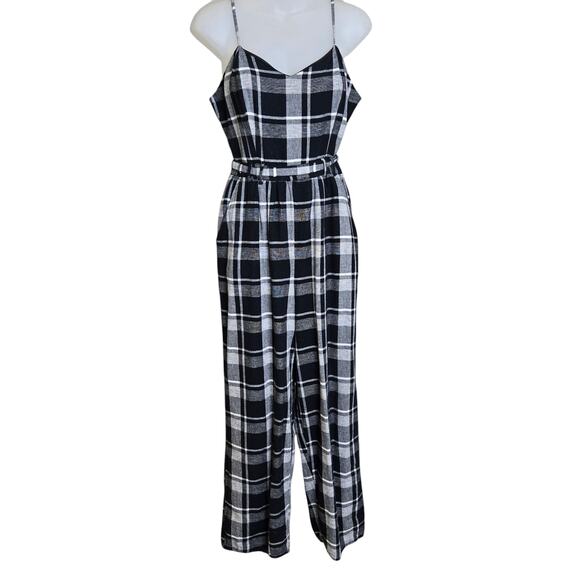 American Eagle Outfitters Pants - American Eagle Women’s Plaid Jumpsuit Medium Black White Linen‎ Blend One Piece